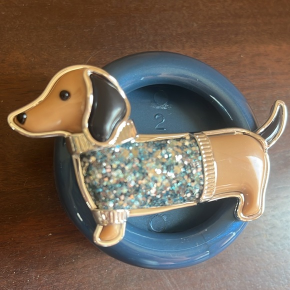 Bath & Body Works Other - Dachshund visor car clip Bath & Body Works